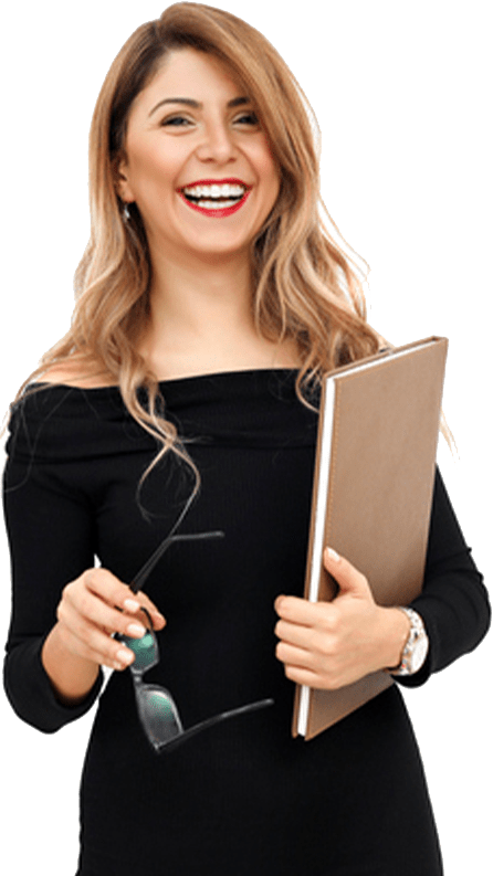 persona-_0001_GettyImages-638190936-copy smiling woman holding a book and glasses